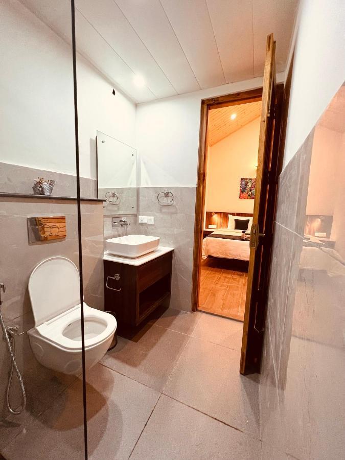 Hotel Yaato Retreat Manāli Zewnętrze zdjęcie